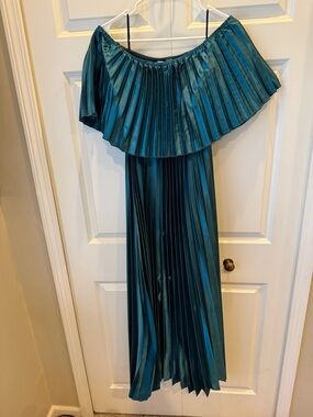 Off-the-Shoulder Pleated Strapless Maxi Dress in Teal